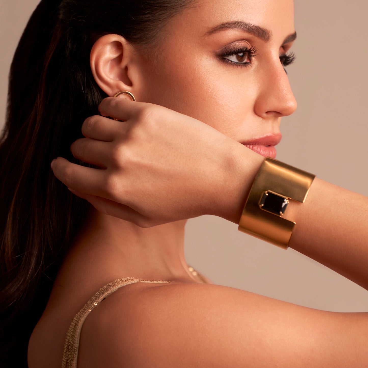 Diva Armour Cuff